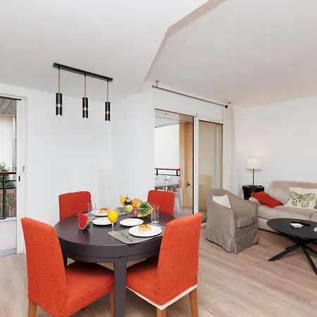 Pavillon Riviera Yourhosthelper Cannes