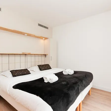 Pavillon Riviera Yourhosthelper